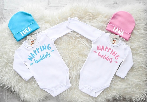 Napping Buddies Vetements De Bebe Vetements De Bebe Jumeaux Etsy Napping Buddies Vetements De Bebe Vetements De Bebe Jumeaux Etsy