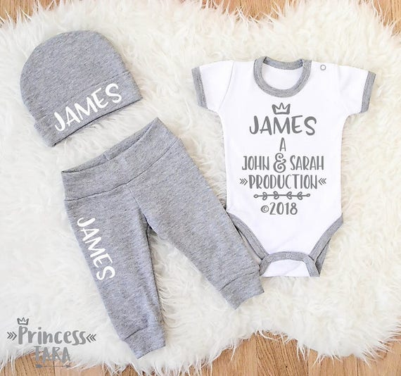 mom and baby coming home outfits