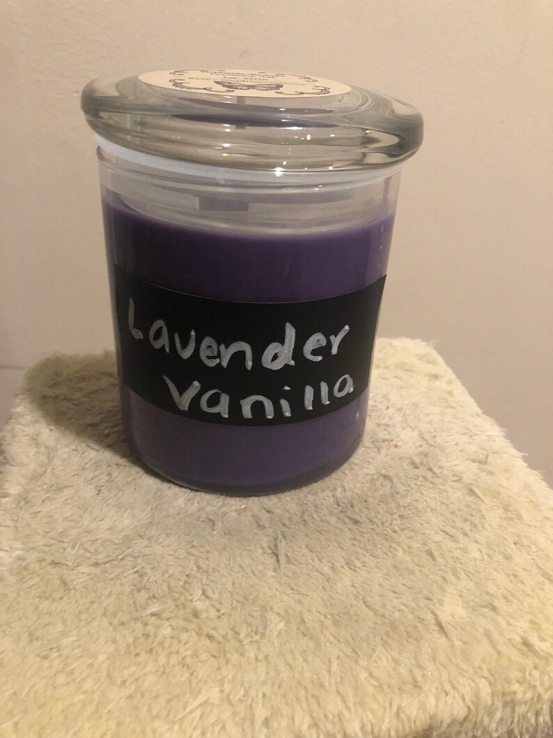 SthrngurlCreations Candle