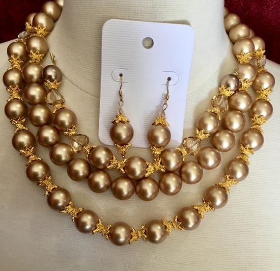 La’Faye Regal Designs by Dana Vantage Gold 2 Strand Necklace, 2 Bracelets and Earrings Set