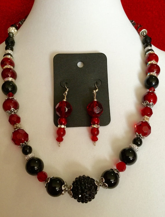 La'Faye Regal Designs by Dana Red & Black Taste of Elegance Necklace Set