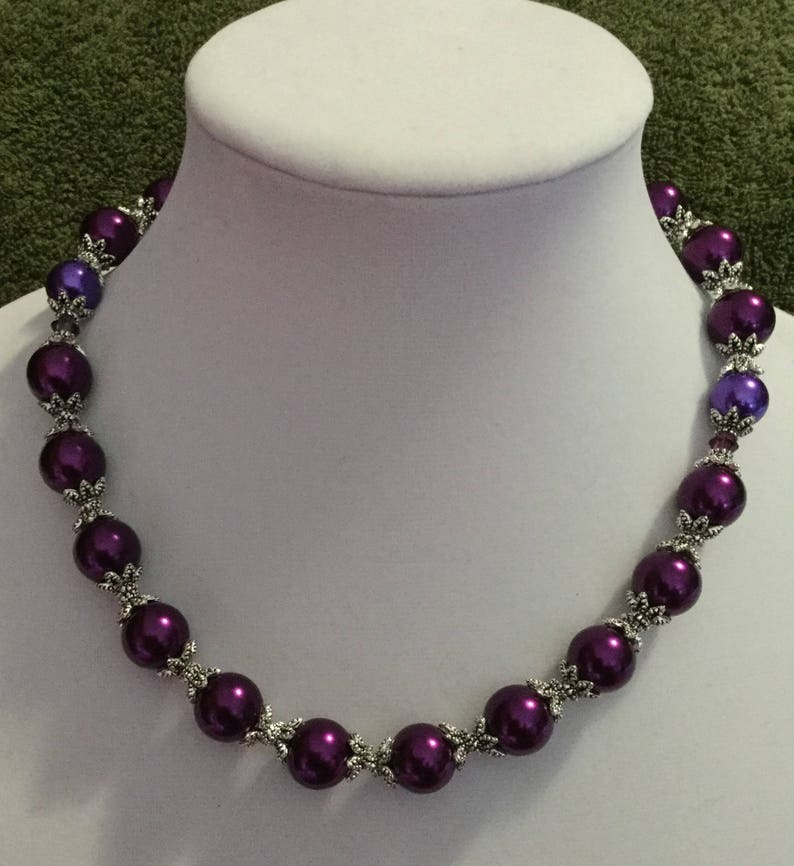 La/'Faye Regal Designs by Dana Antique Silver /& Wine Necklace and Earrings Set