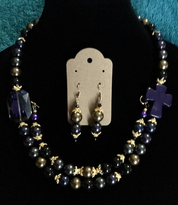 La’Faye Regal Designs by Dana “Mystery” Pearl Cross & Crystal  Necklace, Bracelet and Earrings