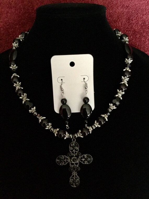 La’Faye Regal Designs by Dana Black Cross Necklace and Earrings Set