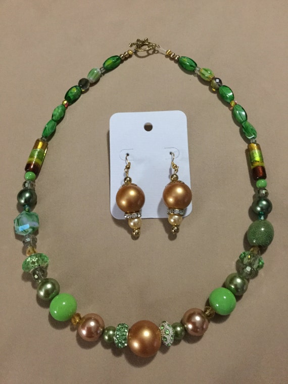 La'Faye Regal Designs by Dana Gold & Green Necklace Set