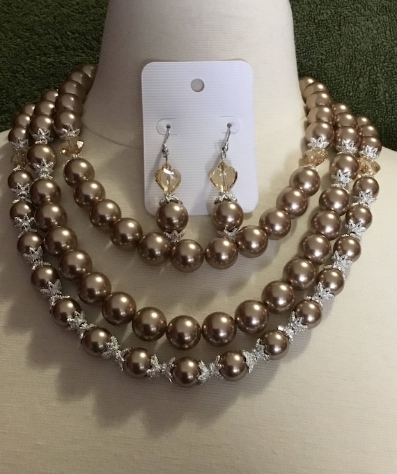 La’Faye Regal Designs by Dana, Bronze Pearl 3 Strand Necklace, 3 Bracelets and Earrings