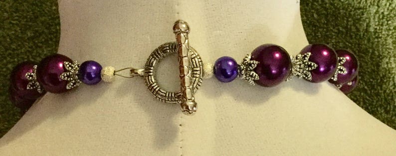 La/'Faye Regal Designs by Dana Antique Silver /& Wine Necklace and Earrings Set