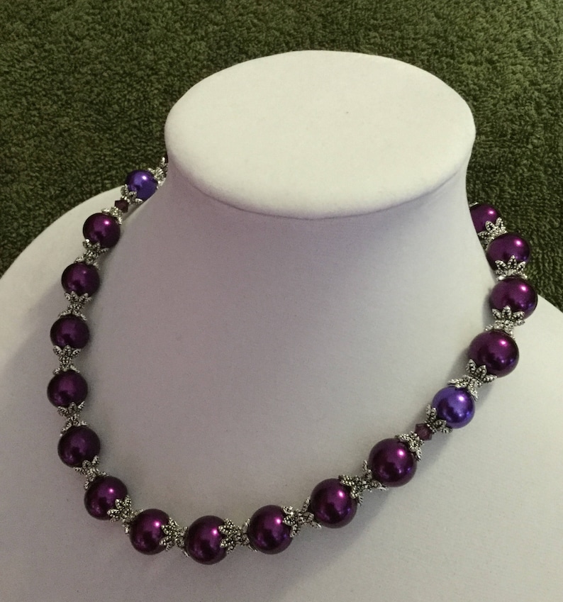 La/'Faye Regal Designs by Dana Antique Silver /& Wine Necklace and Earrings Set