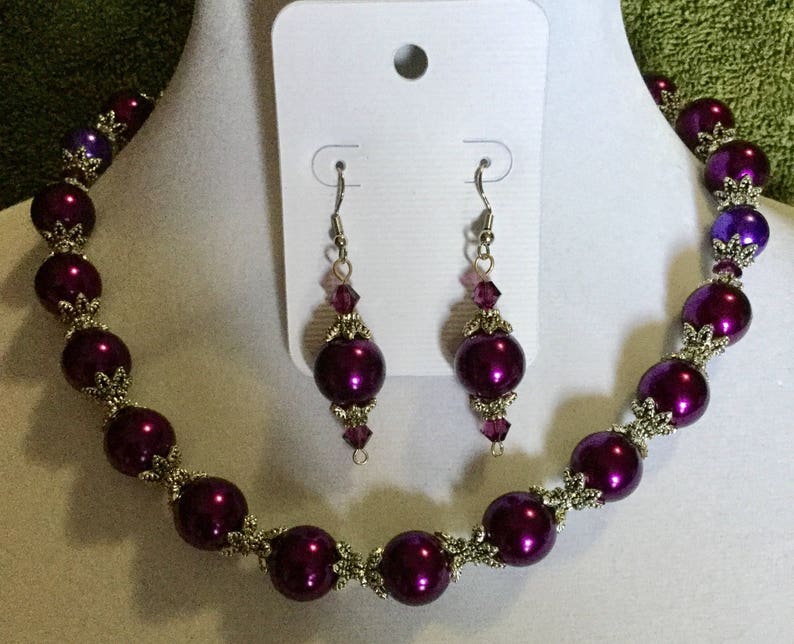 La/'Faye Regal Designs by Dana Antique Silver /& Wine Necklace and Earrings Set