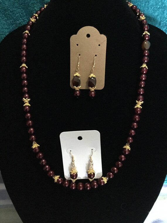 La'Faye Regal Designs by Dana Long Brown Necklaces & 2 pair of Earrings