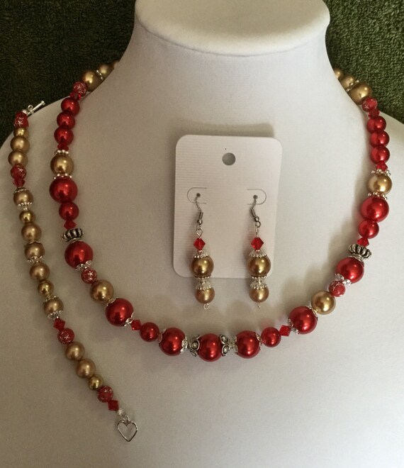 La'Faye Regal Designs by Dana Ruby Red Necklace, Bracelet and Earrings Set (Christmas Collection)