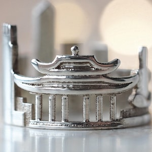Hong Kong Cityscape Ring - Statement Ring - Gold Ring for Women - Long Distance Boyfriend Gift Idea - World Geography Map Jewelry