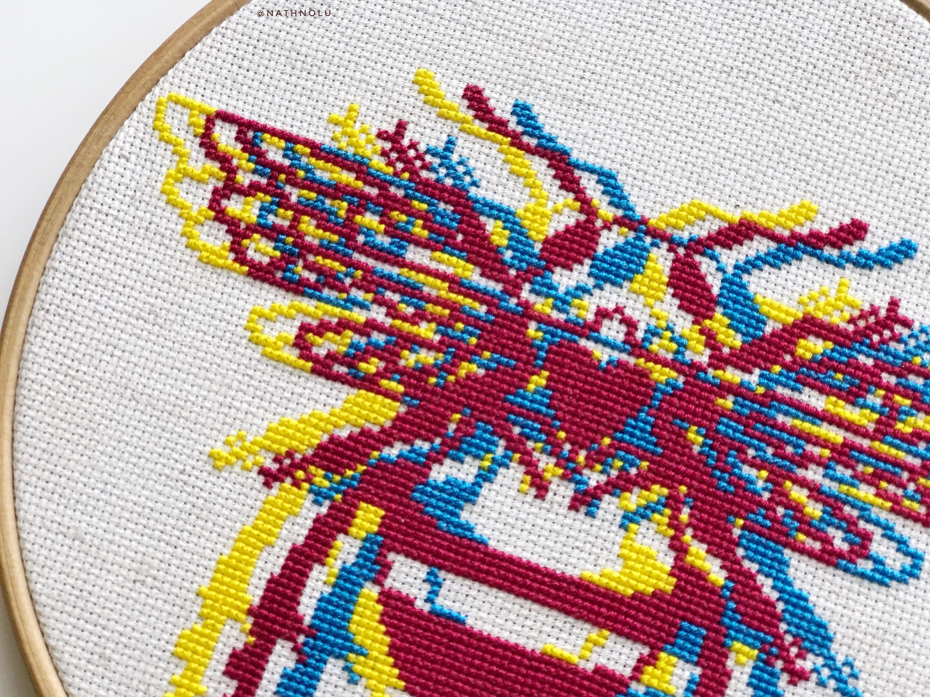 3D 蜂のクロスステッチ パターン PDF - モダンなハチのクロスステッチ