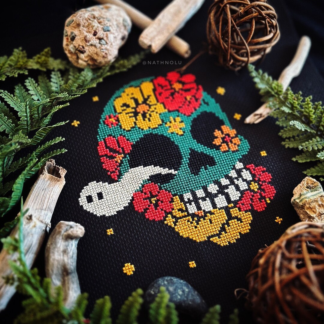 Floral Skull Cross Stitch Pattern PDF, Digital, Gothic Flowers, Dark ...