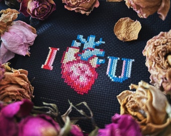 Creepy Valentines Heart Cross Stitch Pattern PDF - Instant Download, Gothic Love, Macabre Embroidery Anatomical Heart, Valloween Witchy Gift