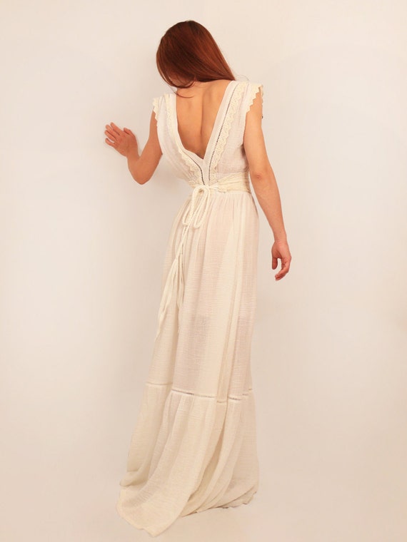 backless cotton dress