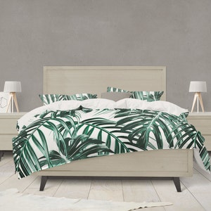 Tropical Leaf forest green Bedding image 2