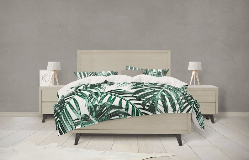 Tropical Leaf forest green Bedding image 2