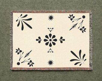 Floral Medallion Woven Blanket | 100% Cotton | Southwestern Throw Pattern | Tapestry Home Decor