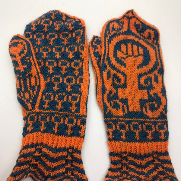 Hand knit feminist mittens Gudrun - orange/dark teal