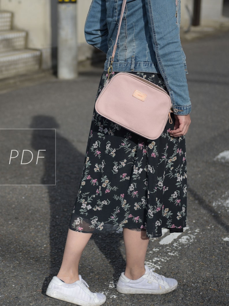 In Paris 2 Ways Bag PDF sewing pattern sewing tutorials by niizo no supplies image 1