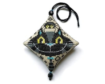 Halloween Cat Ornament - Durene J Cross Stitch - DJXS2452