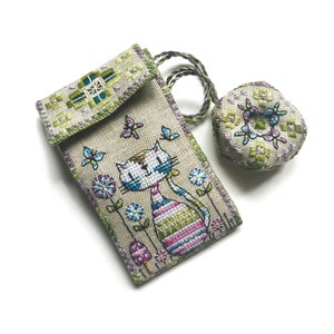 cat scissor case and fob - Cross Stitch And Hardanger Pattern - Durene J Cross Stitch - DJE1025