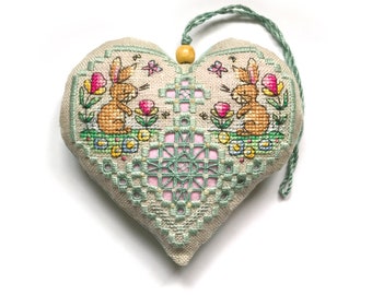 Décoration coeur lapins - point de croix et motif Hardanger - Durene J Cross Stitch - DJE1062