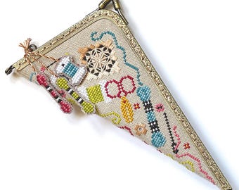 Sewing Scissor Case - Durene J Cross Stitch And Hardanger PDF Pattern