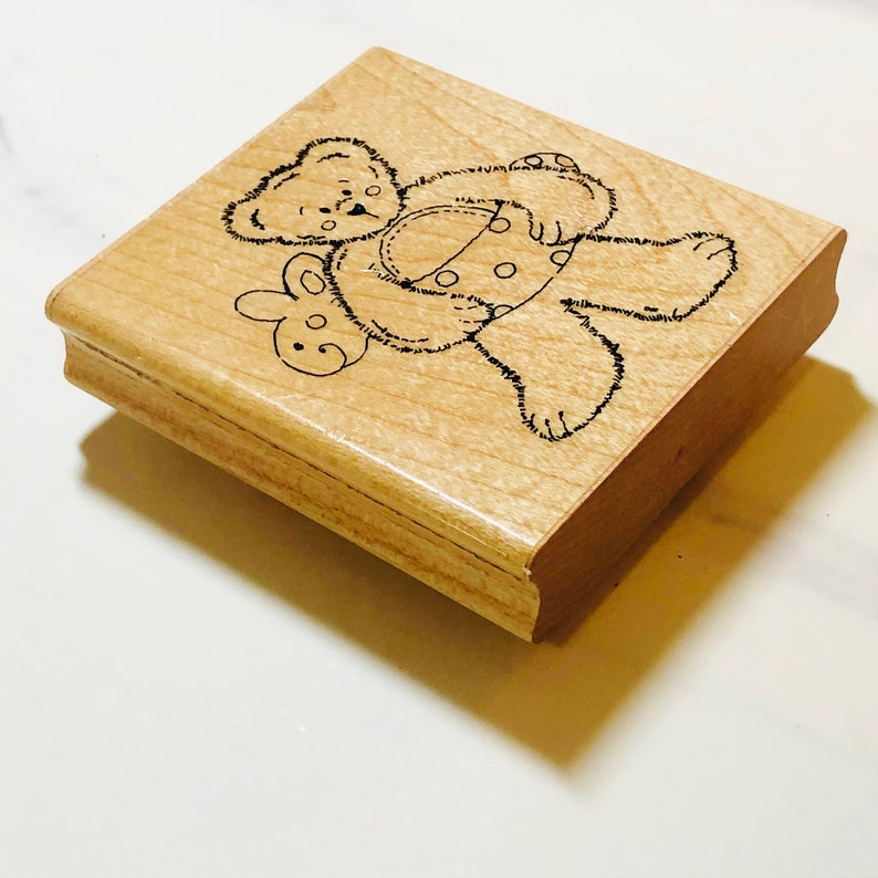 Pre-Owned DOTSClose to My Heart Beary Sunny Summer Rubber Stamp Q86