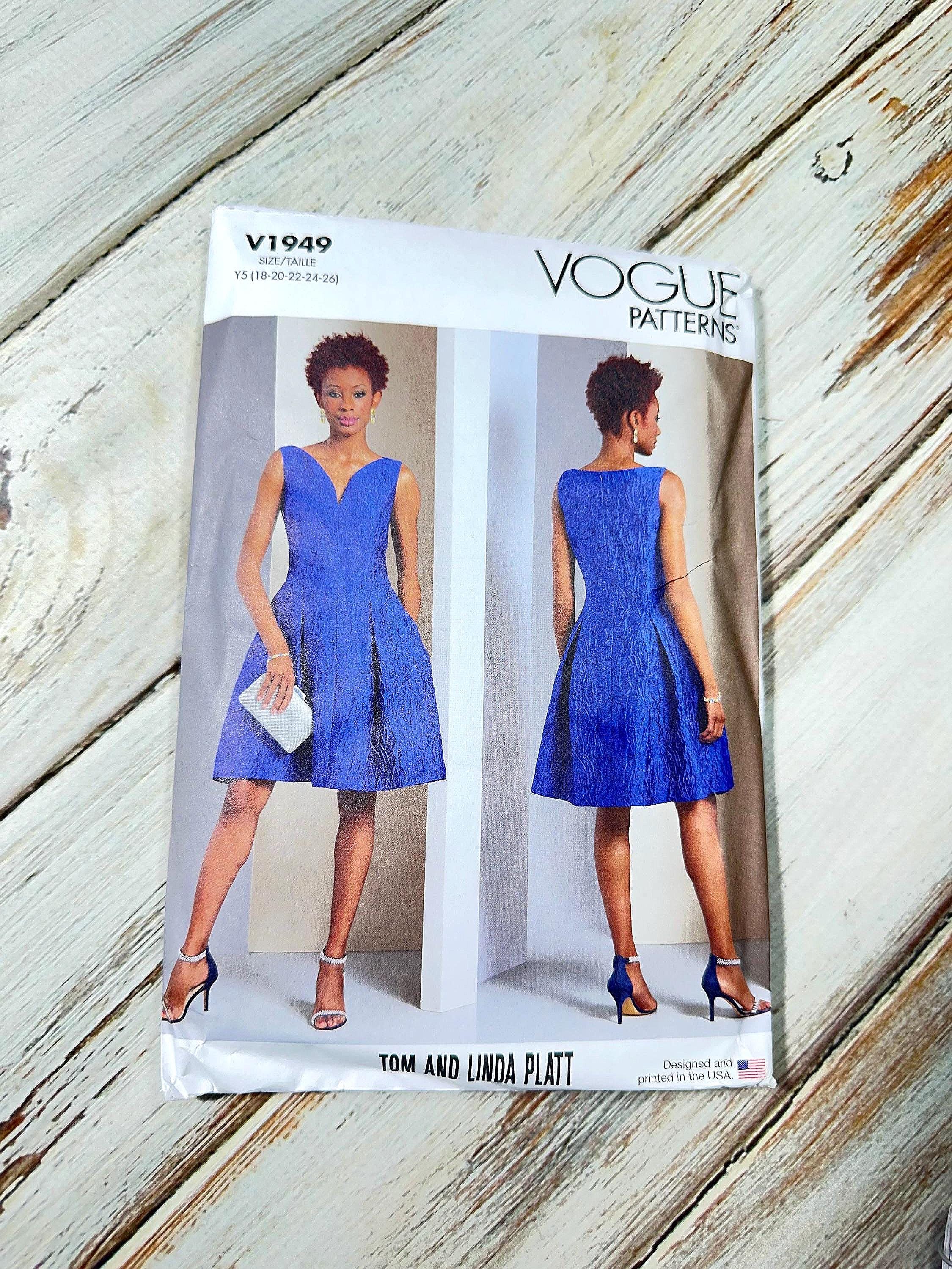 Womens Sleeveless Cocktail Dress size 18-26. Pleats, pockets, lined,  fitted flare. Paper design Sewing Pattern Vogue Misses. New Uncut 1949