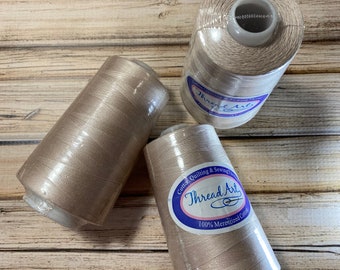 1 Spool Parchment tan Heavy Duty Cotton Quilting Thread 2500 M, 40 Wt. Threadart brand. Mercerized 100% cotton thread. Quilting thread.