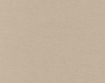 Kona Parchment Fabric . Robert Kaufman . Yard Fat Quarter. 100% cotton quilting fabric. Quilting cotton fabric.  Solid Tan fabric