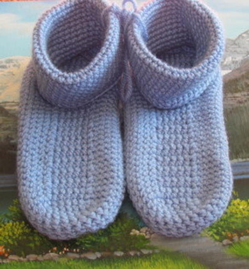 CSK 008 Hand crochet slipper age of 4 to 7 shoe size 3