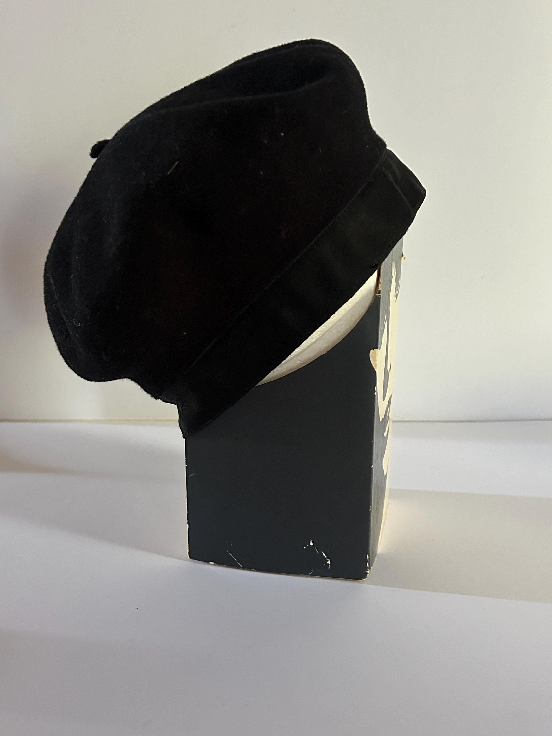 Chanel Black Hat Beret Small Good 167477 Chanel Beret Hat Black 47521 | eBay main image 2