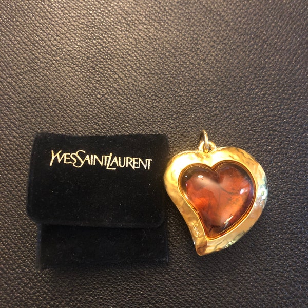 Autentica collana con ciondolo a cuore Yves Saint Laurent degli anni '80, mai usata