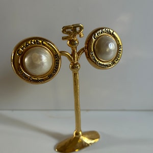 Chanel Large Earrings 31 Rue Cambon Big Pearl Iconic 80s