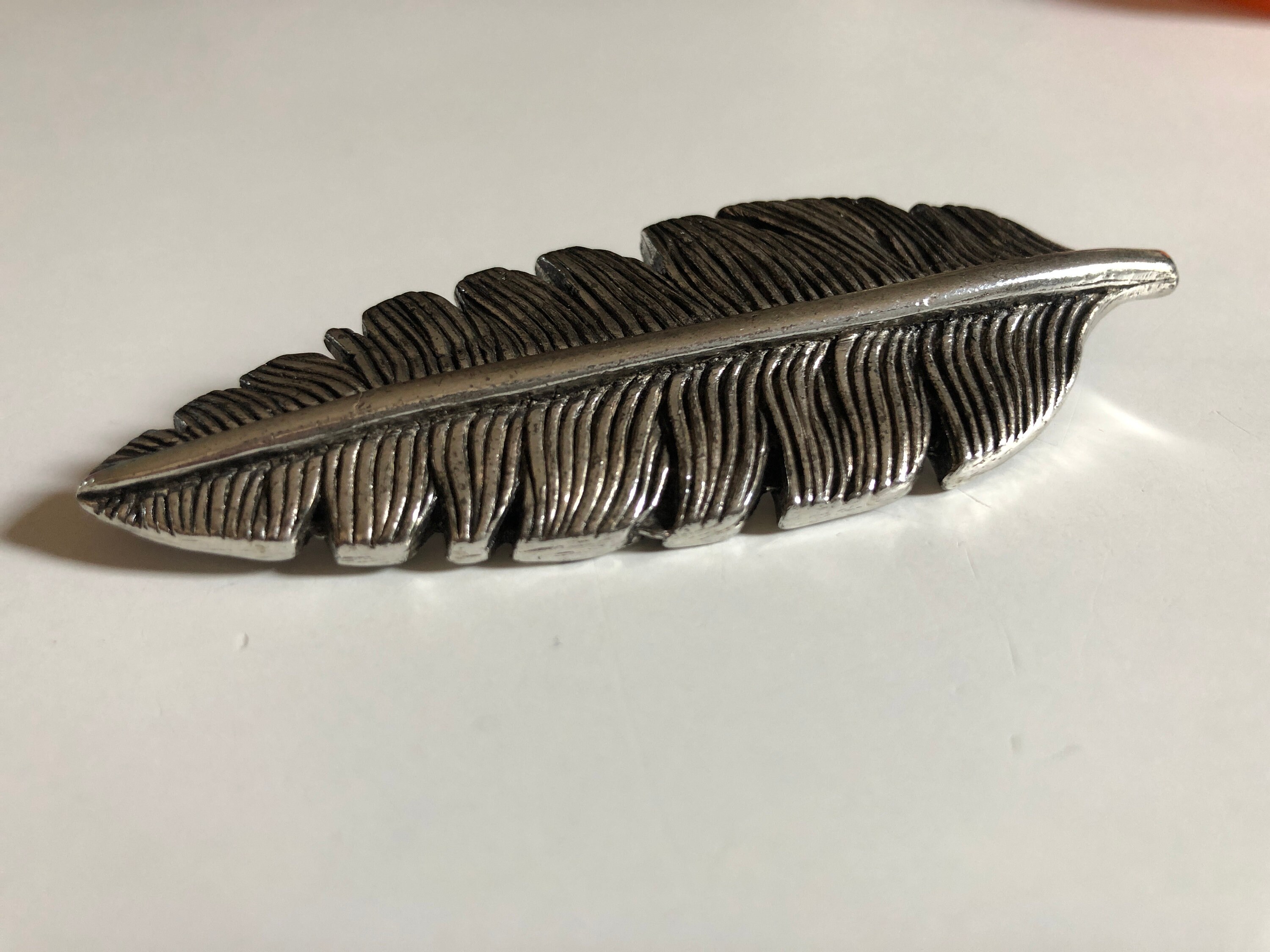 Broche Strass Sur Métal Noir POGGI N°1064 - Occasion Mais état Neuf, Pièce Brillante Et élégante