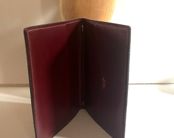 Funda para agenda Hermès de piel burdeos, modelo pequeño, años 80