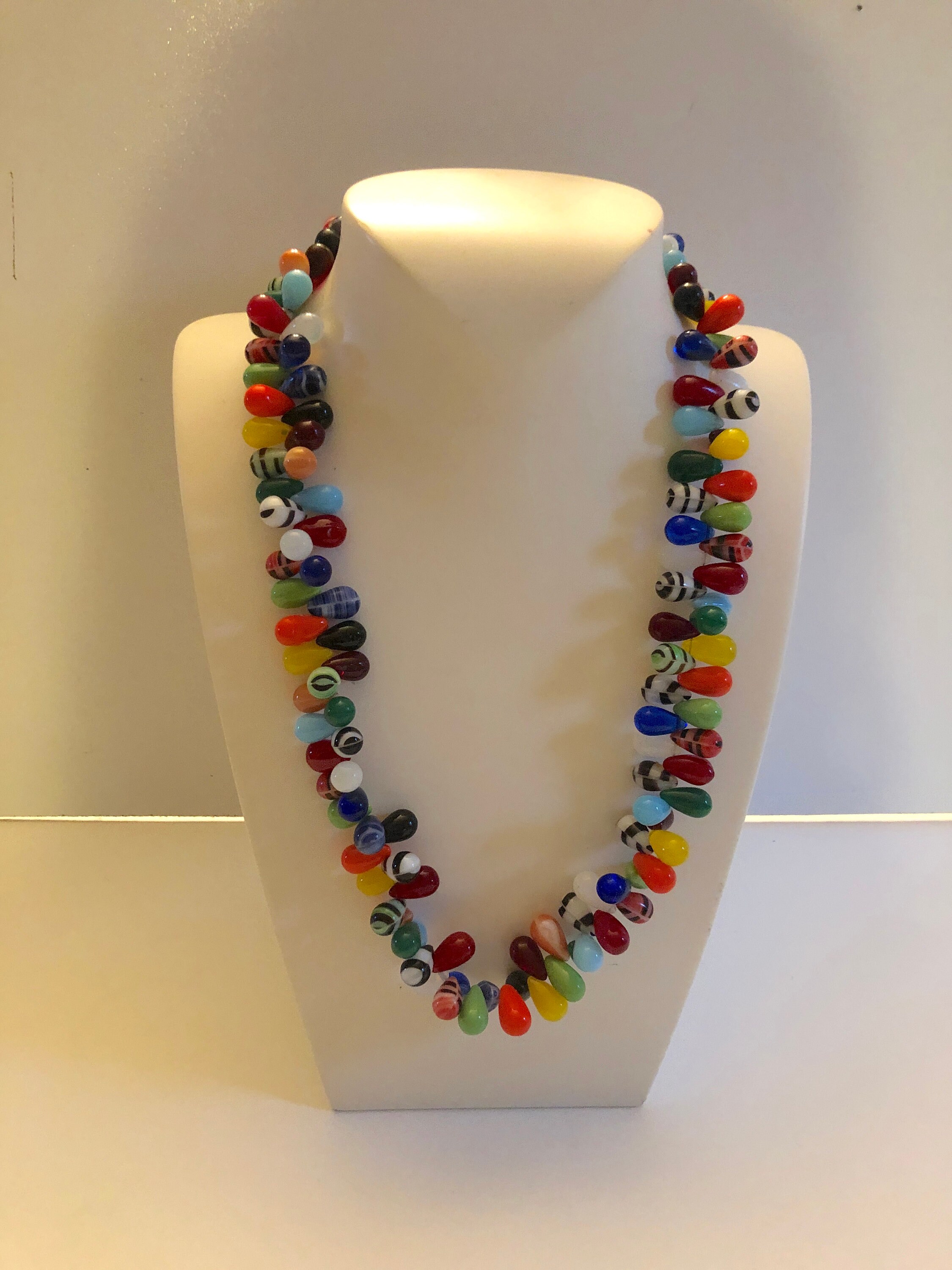Collier Vintage Scooter Paris En étain Et Perles De Verre Vert Péridot - 34-39 Cm
