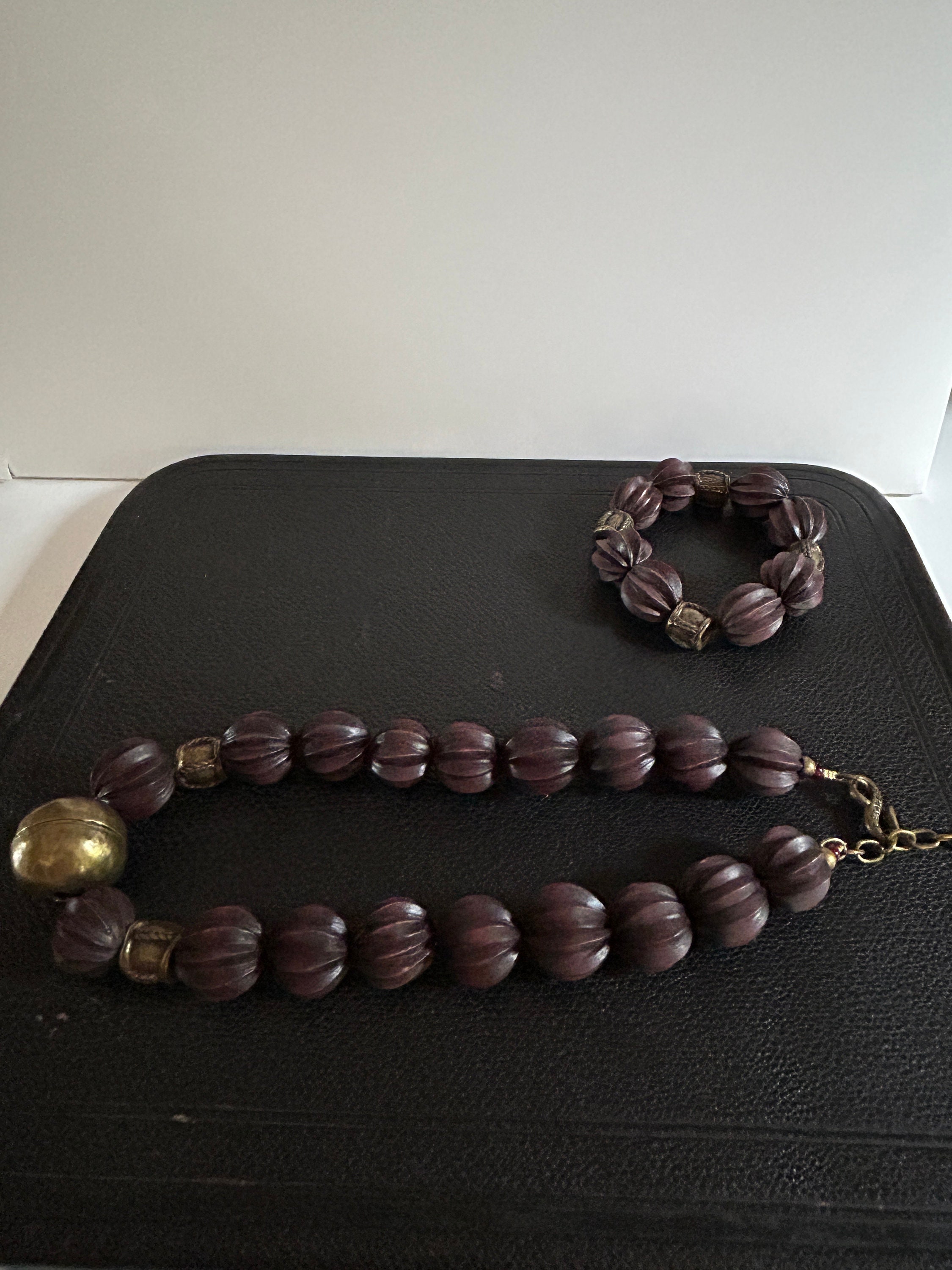 Collier Créateur Avec Pendentif Corail Par Césaree - Pièce Unique & Artisanale