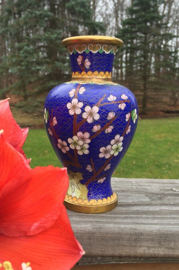 Vintage Chinese Cloisonné Vase / Blue Cloisonné /asian Antiques