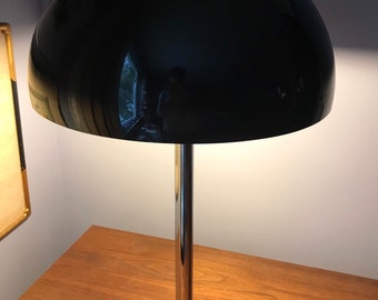 Vintage Mushroom Black Plastic Shade Table Lamp/Retro Mushroom Shade Lamp/Black Shade Lamp/Mid Century Mushroom Shade Chrome Lamp