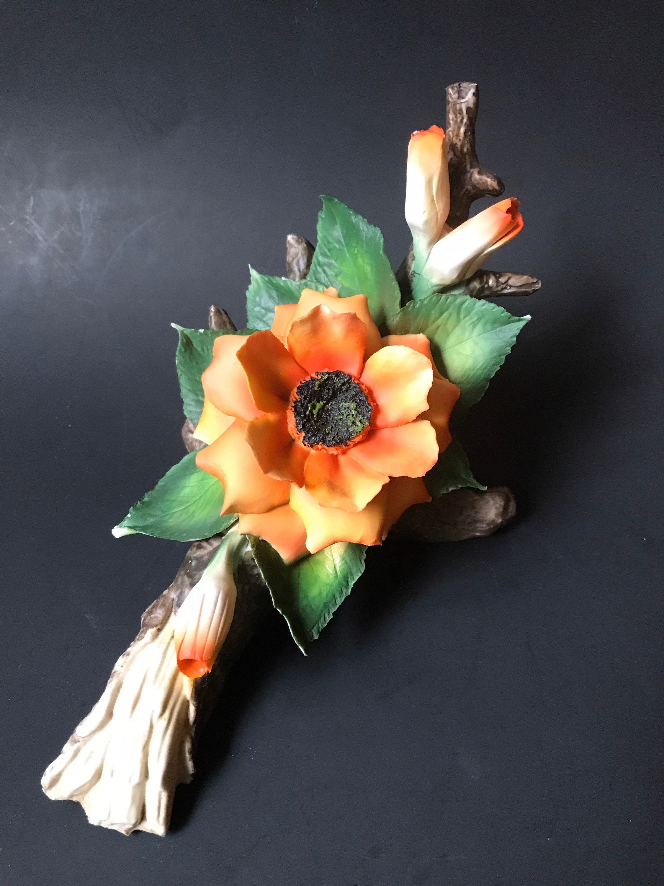 CAPODIMONTE★ブーケ★陶花★イタリア★壁掛 Vintage Nuova Capodimonte Ceramic Basket Bouquet of Flowers Made