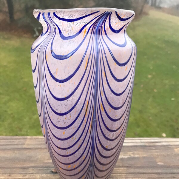 Vintage Iridescent Vase/Vintage Glass / Art Glass Vase / Iridescent Glass