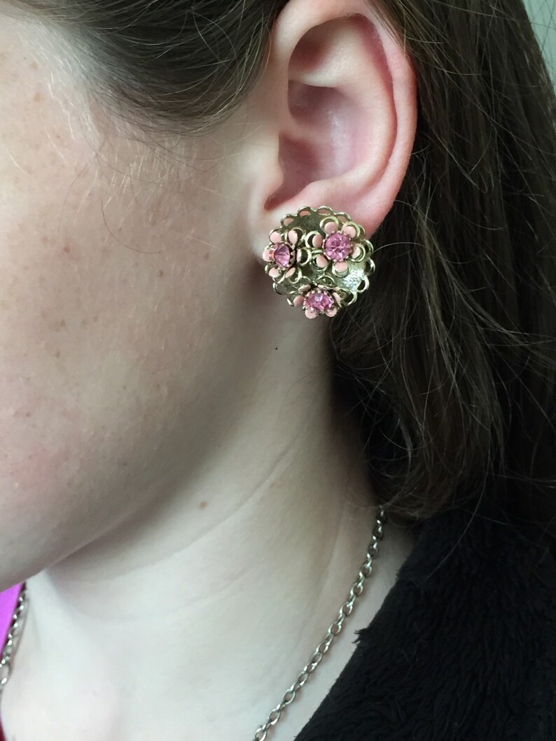 Vintage Screw Back Pink & Gold Floral Earrings Etsy