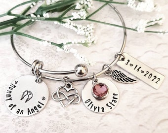 Mommy Of An Angel Bracelet, Memorial Bangle, Memorial Bracelet, In Memory of Jewelry, Child Loss Jewelry, Remembrance Gift, Sympathy Gift