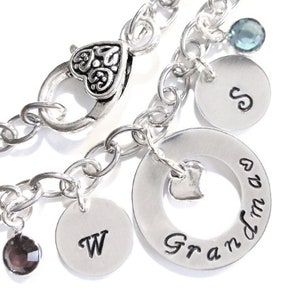 Personalized Grandma Bracelet,Mother Bracelet,Grandma Jewelry,Grandma Gift,Nana Bracelet,Gift for Grandma,Initial Bracelet,Mother Jewelry