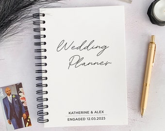 Regalo de compromiso personalizado - Planificador de bodas mínimo - Libro organizador de bodas - Regalo comprometido - Regalo para ella, Regalo de novia personalizado