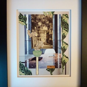 Collage original avec passe-partout et cadre, carte postale ancienne et collage sur papier vintage, vue depuis une fenêtre de Paris, art du collage unique surréaliste